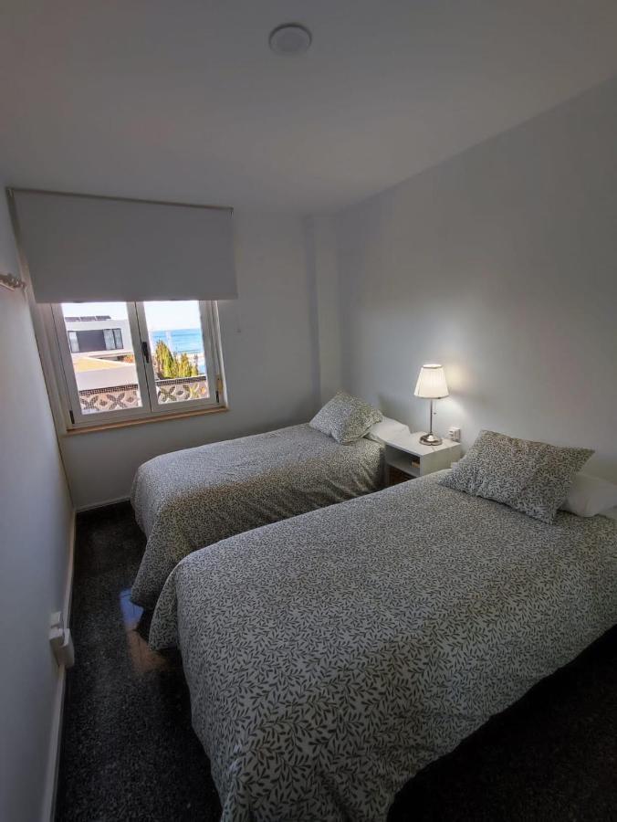 Casa Playa Primera: Encanto Familiar Frente al Mar Suances Exterior photo