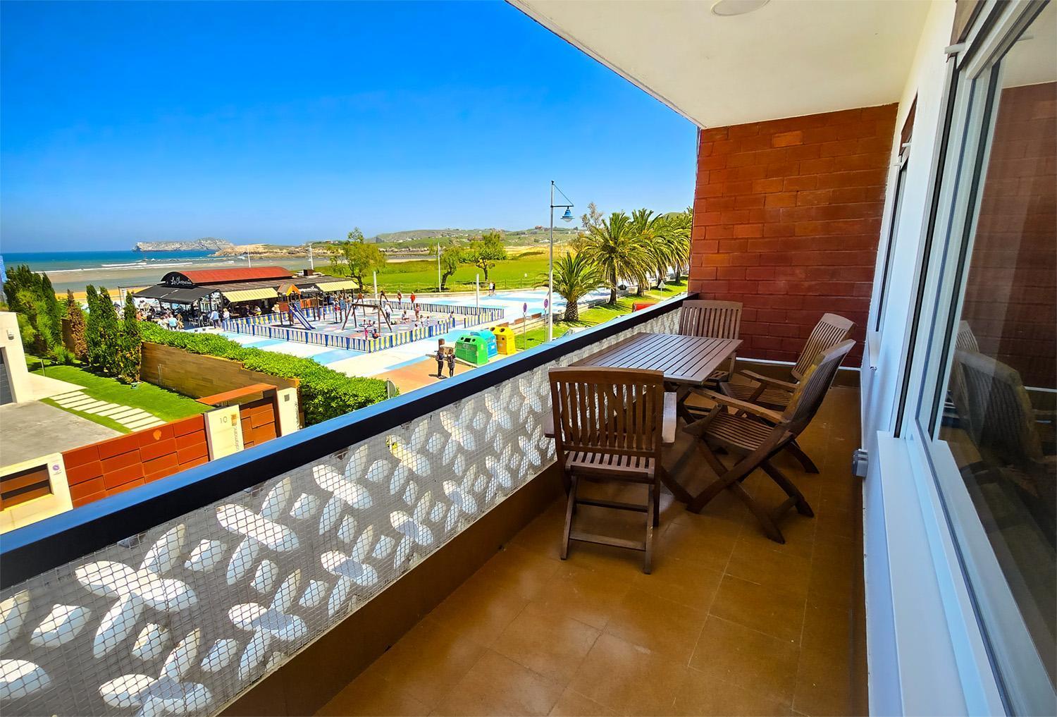 Casa Playa Primera: Encanto Familiar Frente al Mar Suances Exterior photo